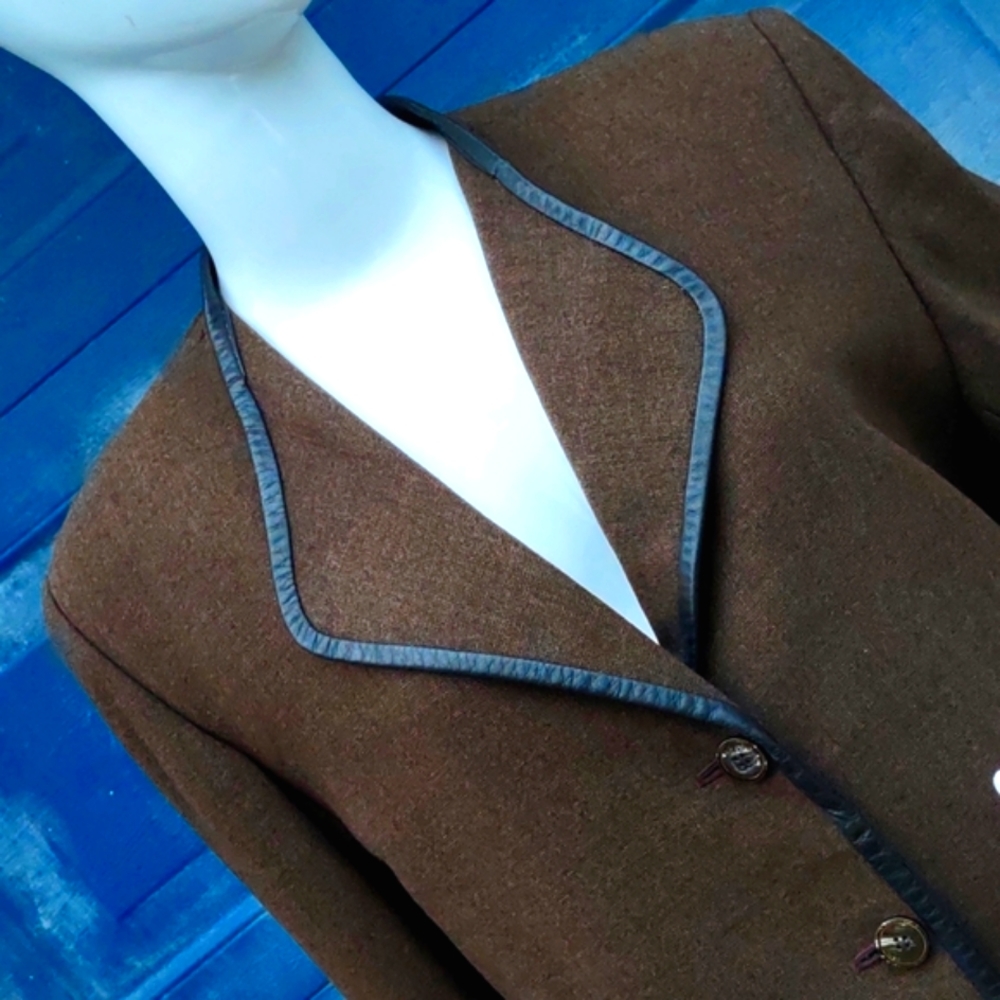 SIMON CHANG Ladies Vintage Genuine Leather Trim Blazer Coat